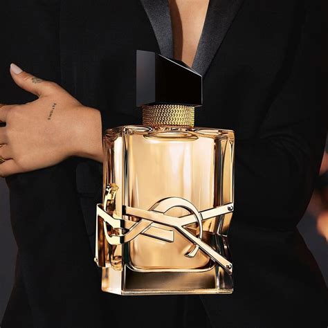 pubblicità yves saint laurent 2019 profumo donna libre|Yves Saint Laurent profumo Libre spot 2019 .